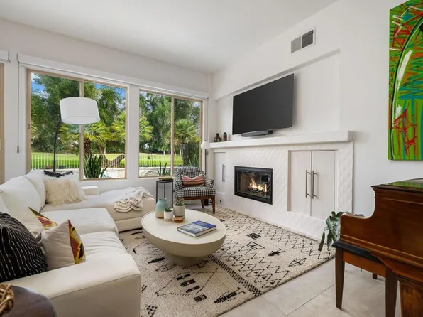 101 N Kavenish Dr, Rancho Mirage, CA 92270