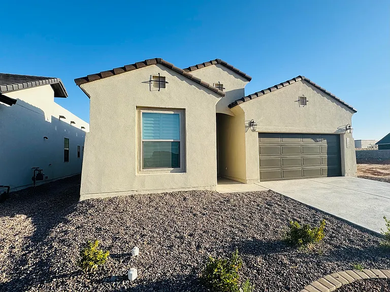 13988 Summer Hail Ave — Photo 1