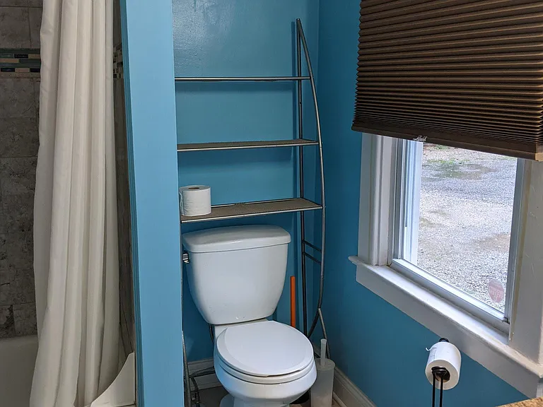 553 Britton Rd #LOWER — Photo 13