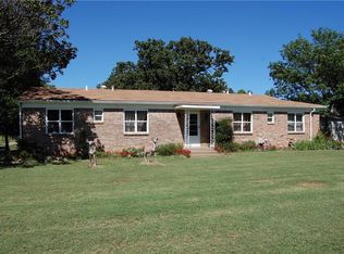 301 Southview St, Graham, TX 76450