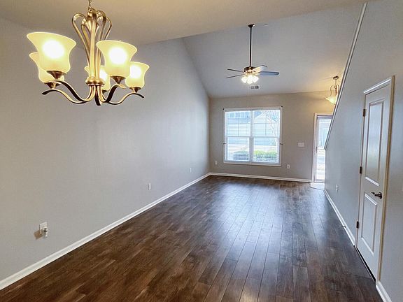3rd image of 310 Bulkhead Bnd