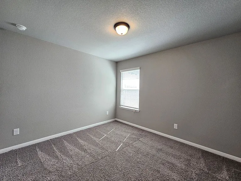 910 James Parker Cir — Photo 14