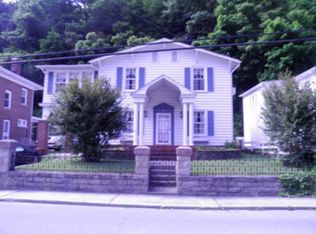 523 Moran Ave, Mullens, WV 25882