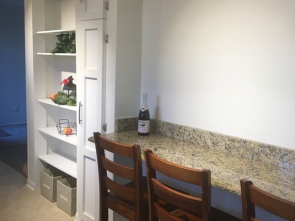 4th image of 2347 Newman St