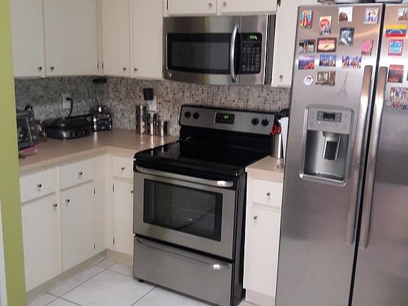5th image of 7260 NW 114th Ave APT 203