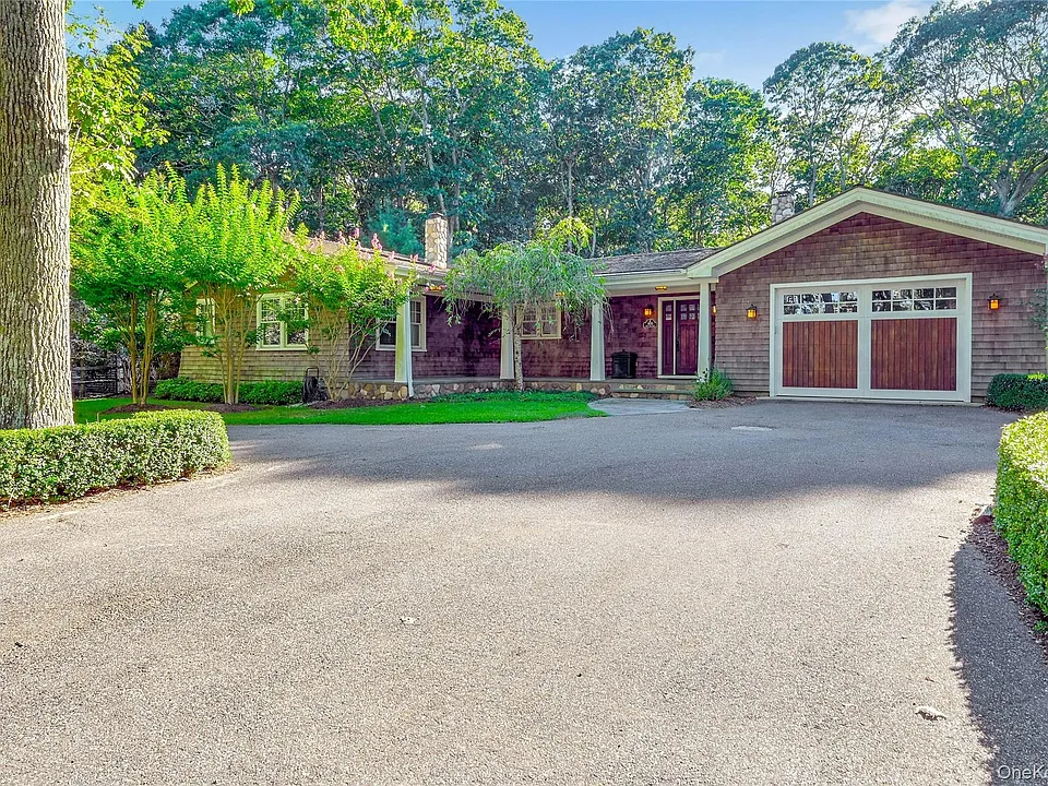 1600 Pine Tree Rd