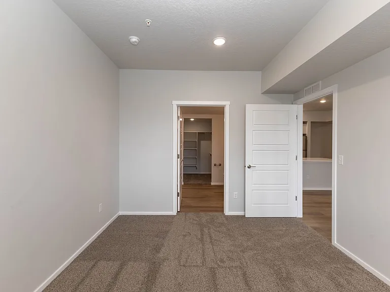 550 N Haskett St — Photo 10