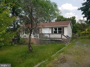 110 Laurel St, Moorefield, WV 26836