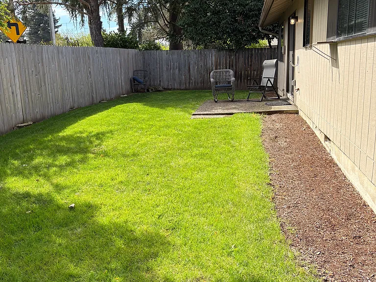3844 Peppertree Dr — Photo 31