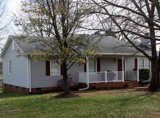 1490 Rainbow Lake Rd, Inman, SC 29349