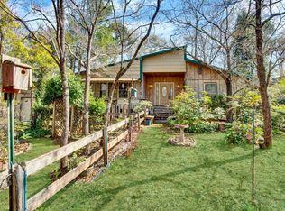 270 Red Hawk Dr, Campobello, SC 29322