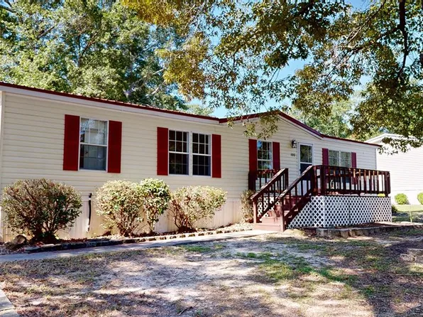 105 Grand Oaks Dr, Dothan, AL 36303