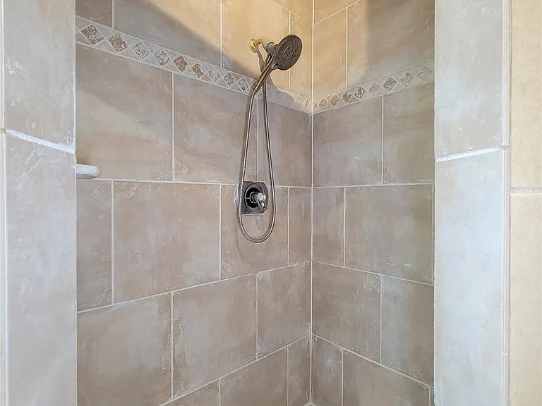 25723 Glen Loch Dr — Photo 27