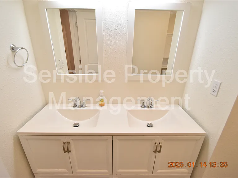 907 E Patterson St — Photo 27