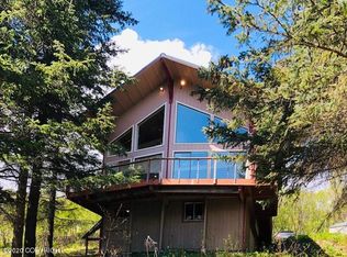 5250 E Hill Rd, Homer, AK 99603