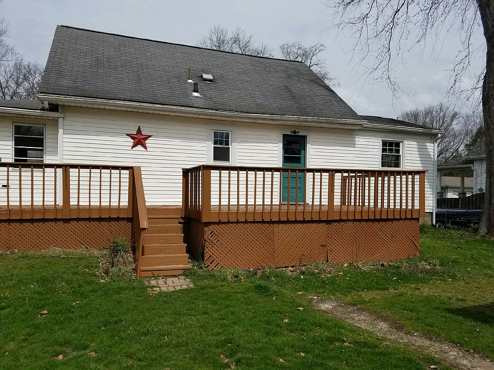 1st image of 925 Water St