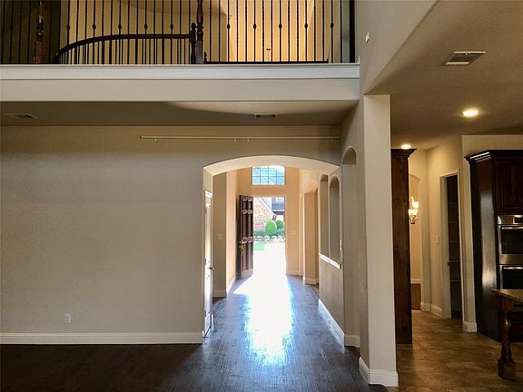 3rd image of 619 Paint Creek Ct