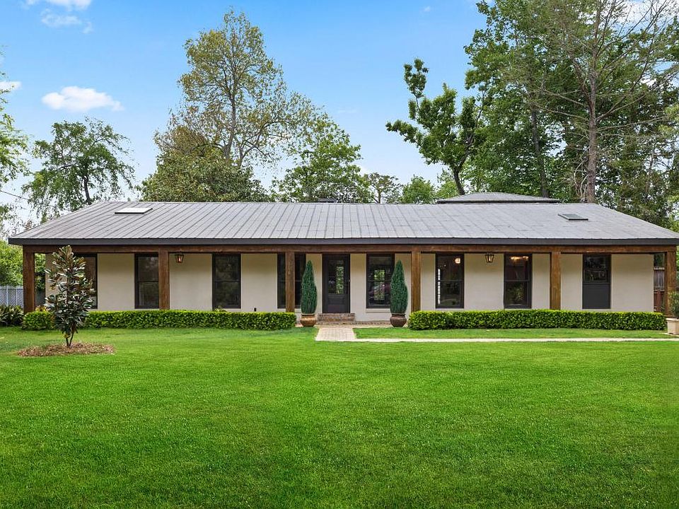 1st image of 306 Laurence Ave
