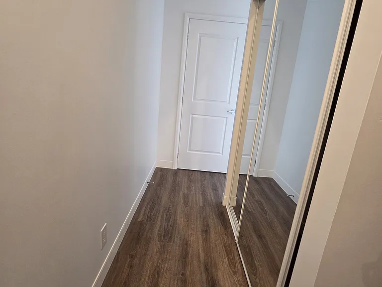 22 Hughson St N #2307B — Photo 8