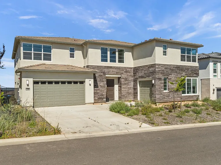 6162 Kings Peak Dr — Photo 45