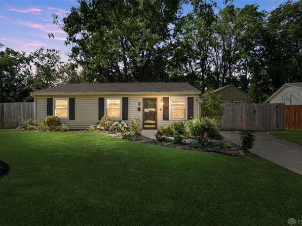 947 Stratford Pl, Mason, OH 45040