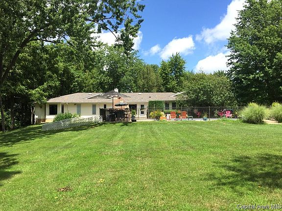 3rd image of 4672 Fawn Dr