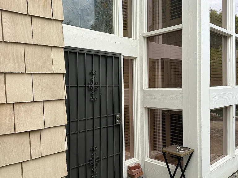 4901 Royce Rd — Photo 4