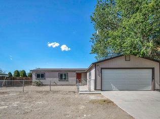 1090 Green Valley Dr, Fernley, NV 89408