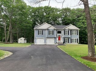 820 Levenseller Rd, Holden, ME 04429