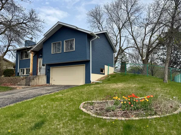 10709 Aquila Ave S, Bloomington, MN 55438