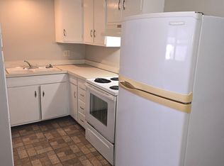 1710 Mark Ave APT 1, Elgin, IL 60123