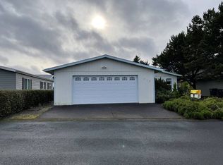 518 NE 60th St, Newport, OR 97365