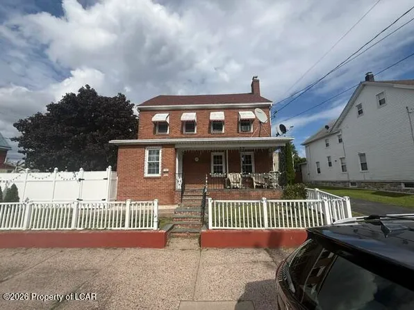 755 N Locust St, Hazleton, PA 18201
