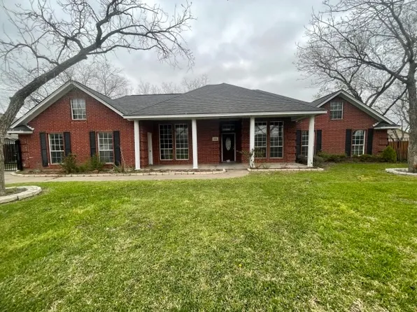 9302 S Longwood Dr, Granbury, TX 76049