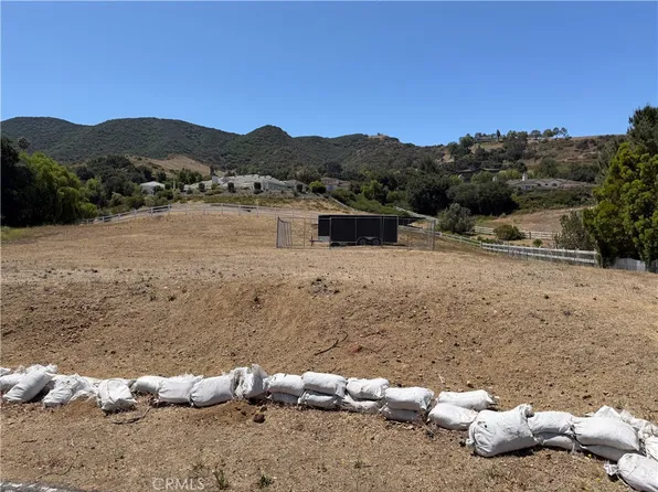 2140 Speck Ln, Newbury Park, CA 91320