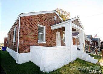1st image of 107 E Goetz Ave