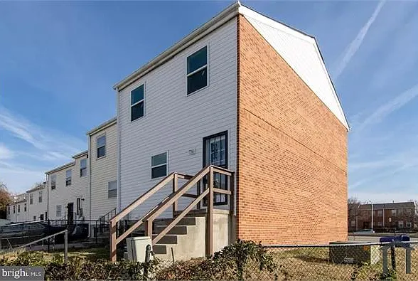 1100 Harford Ave — Photo 23