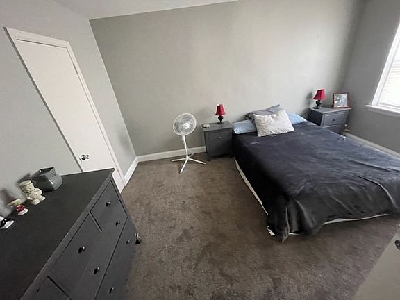3rd image of 969 Smith Ave S APT 1
