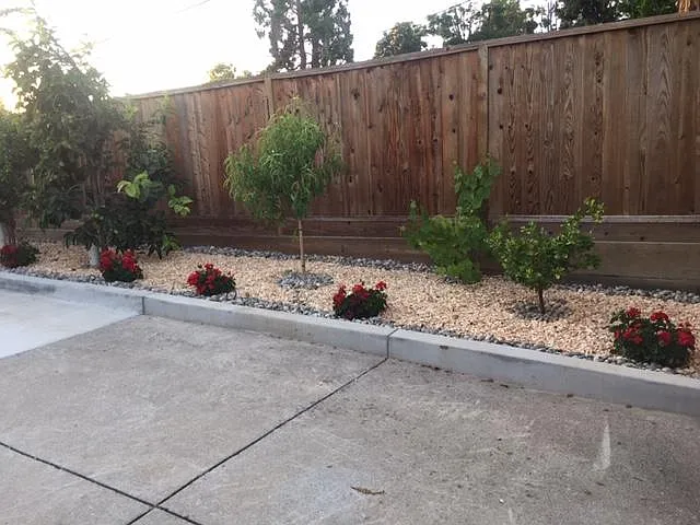 1407 Spruance Ct — Photo 8