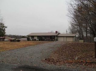 544 Stateline Rd, Loretto, TN 38469