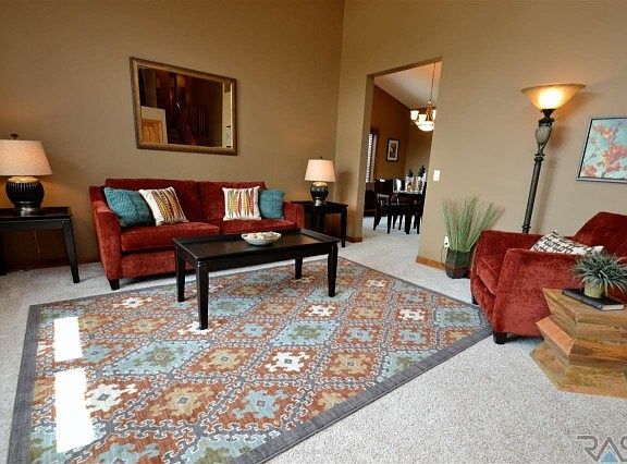 4th image of 1308 W Stonegate Dr