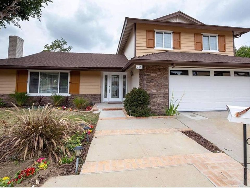 1st image of 405 Camaritas Dr