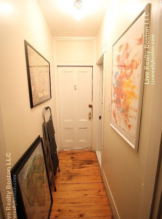 2nd image of 29 Everett St #3