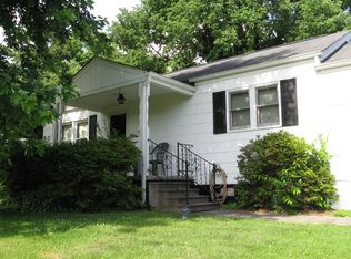 209 Carr Ave, Harriman, TN 37748