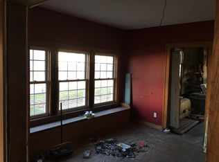 105 S Russell St, Farmersburg, IA 52047