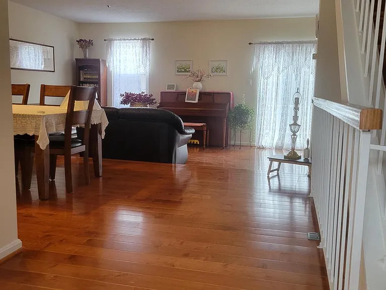 7913 Brooks Pl — Photo 7