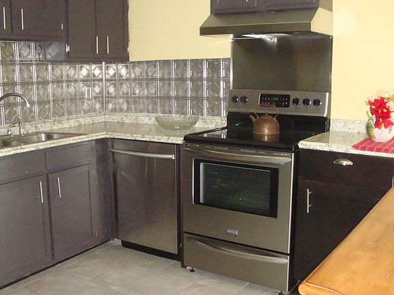 3rd image of 436 N Mansion St