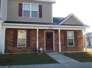 233 Glenhaven Ln, Jacksonville, NC 28546