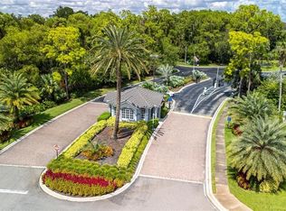 705 Luisa Ln #822, Naples, FL 34104