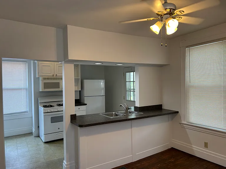 3100 Markbreit Ave — Photo 6